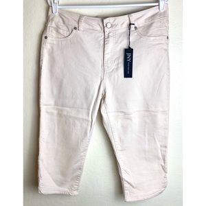 NWT Jones New York Ivory Cropped Pants